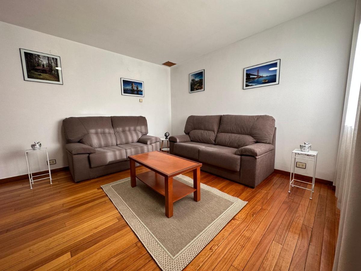 Oktheway Et Suseia Apartment Sarria Bagian luar foto