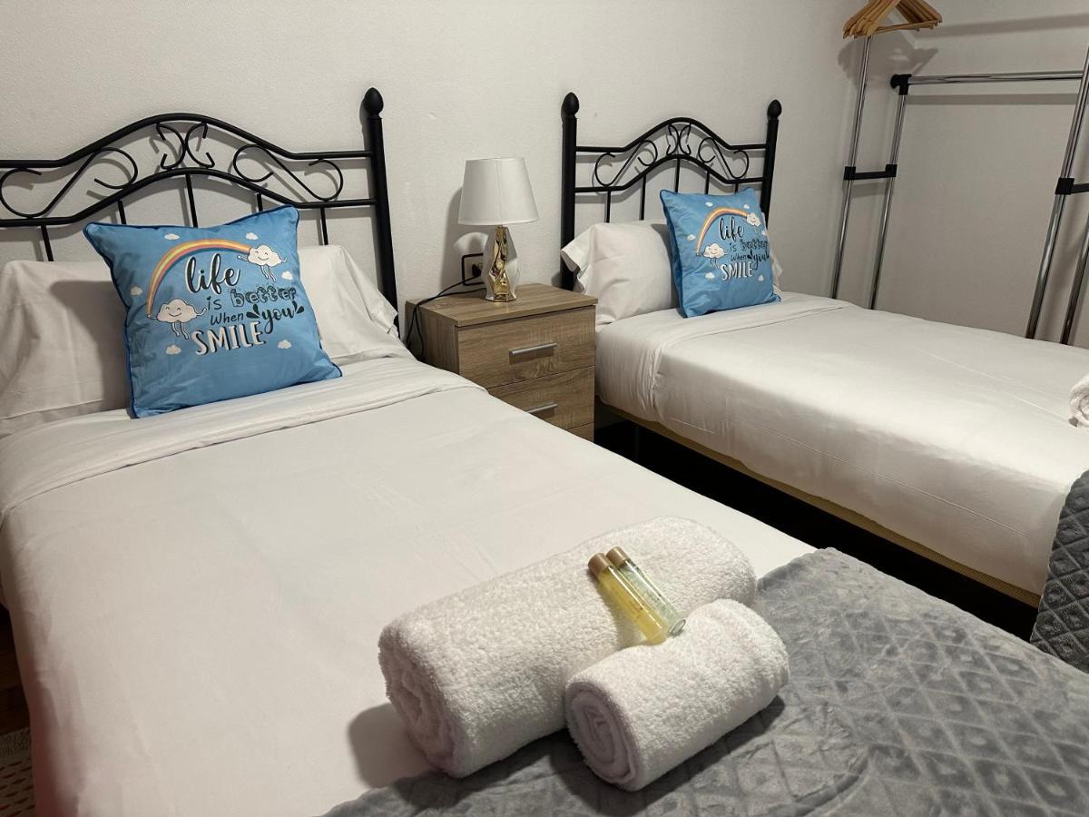Oktheway Et Suseia Apartment Sarria Bagian luar foto