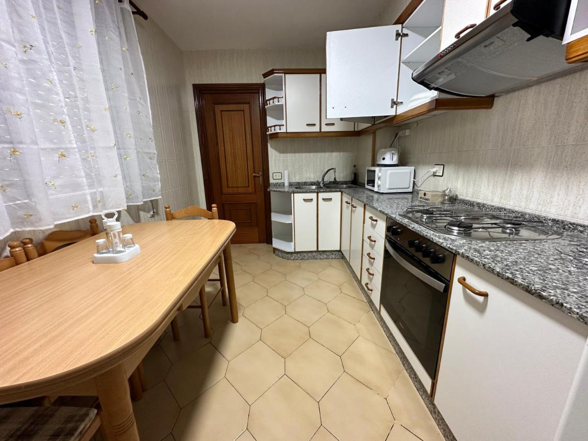 Oktheway Et Suseia Apartment Sarria Bagian luar foto